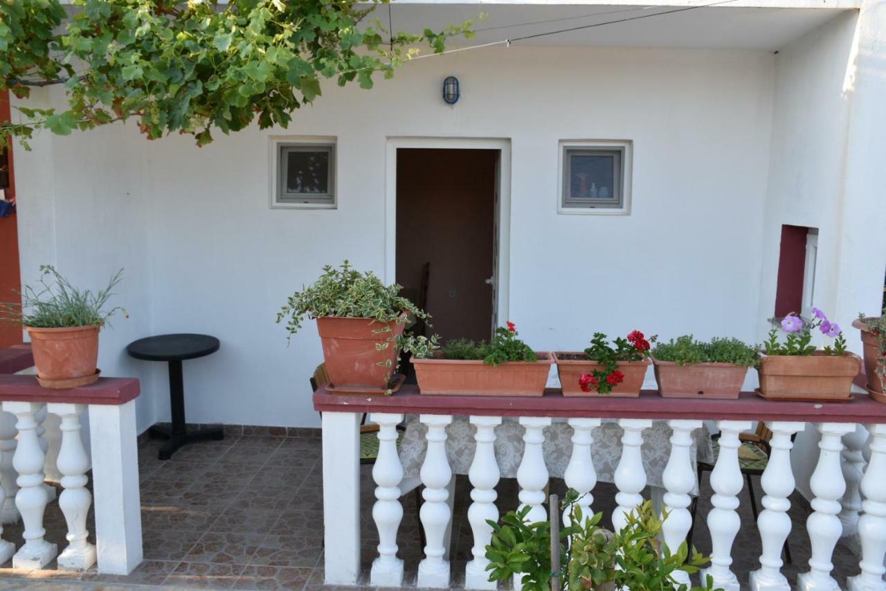 Mauro Apartment Razanac Exterior photo