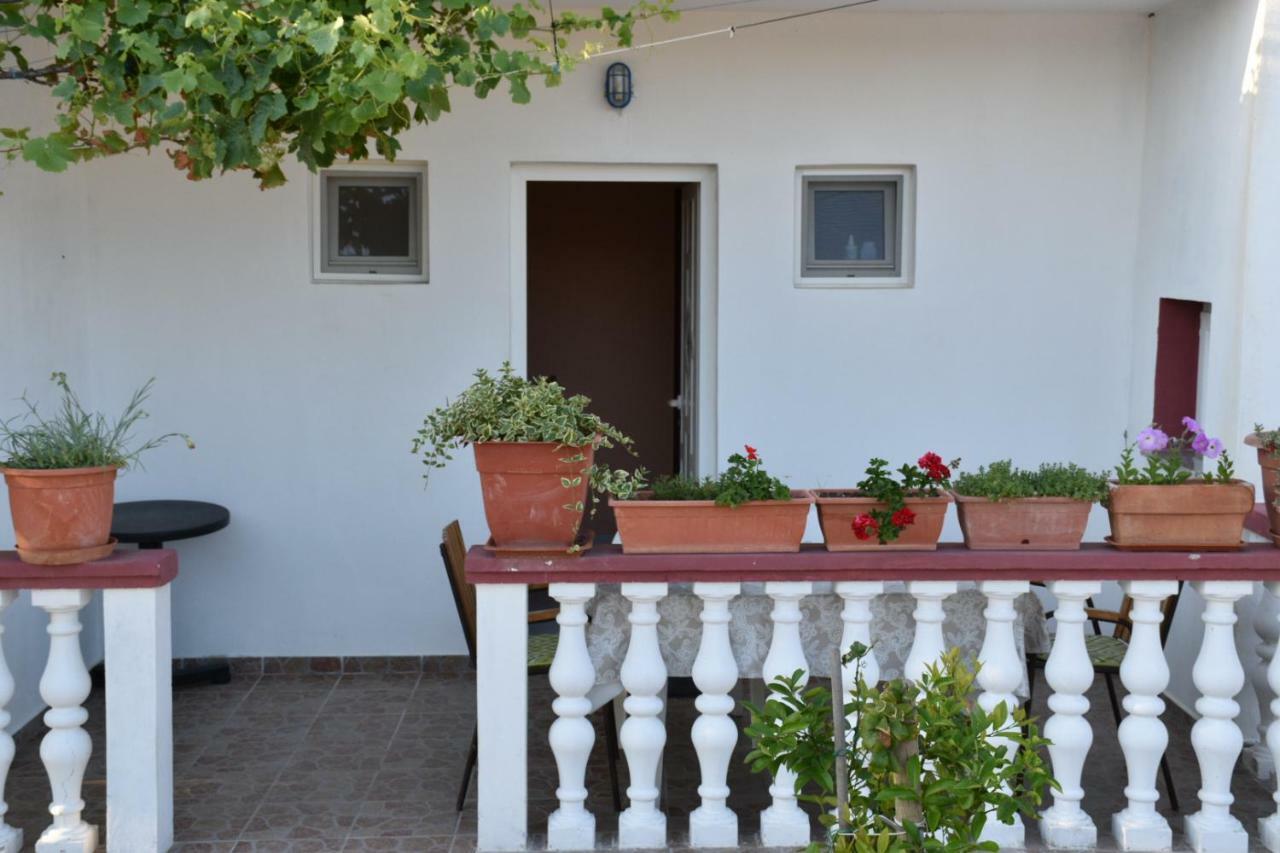 Mauro Apartment Razanac Exterior photo